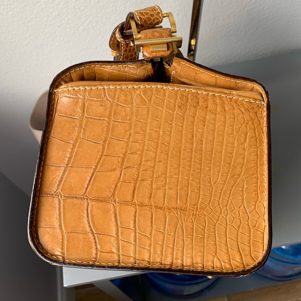 (2) RARE GUCCI 80s Trunk Croc - Picture 13 of 16